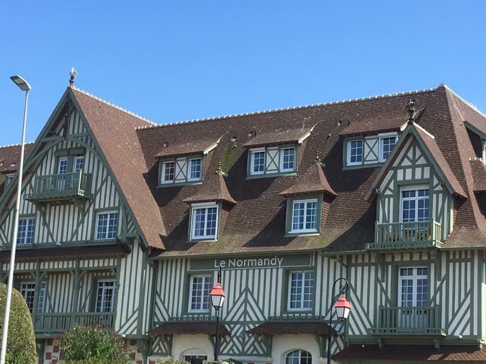 L'Atelier Des Planches Leilighet Deauville Eksteriør bilde