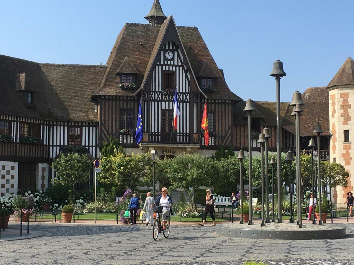 L'Atelier Des Planches Leilighet Deauville Eksteriør bilde